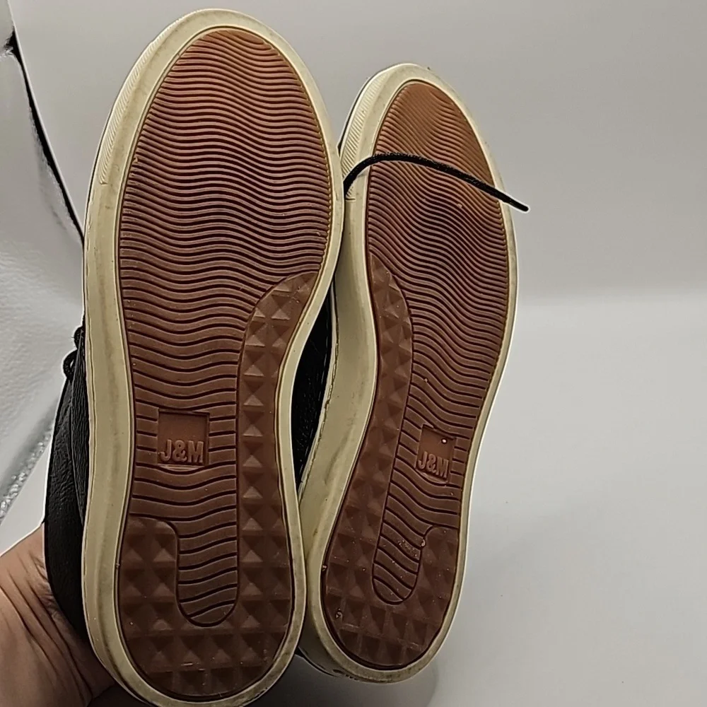 Johnston & Murphy Kids Mcguffey Chukka Big Kid size 2